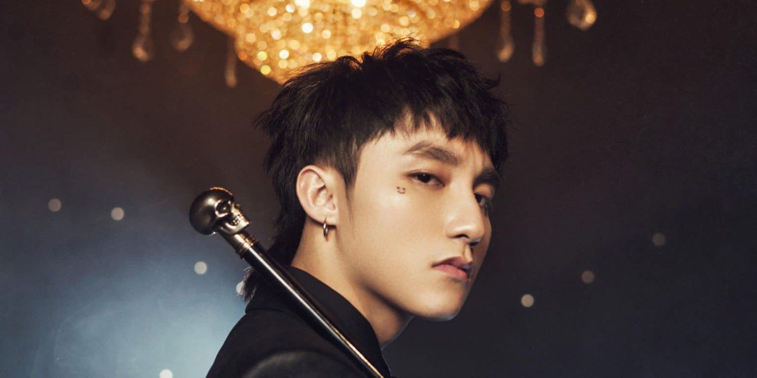Sơn Tùng M-TP Wiki: Age, Height, Net Worth, Girlfriend, Family - Kpop Wiki