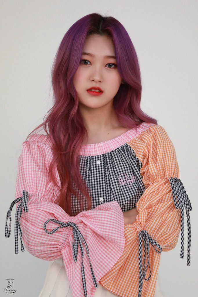 Choerry (LOONA) Age, Height, Hair, Boyfriend, Parents, Wiki - Kpop Wiki