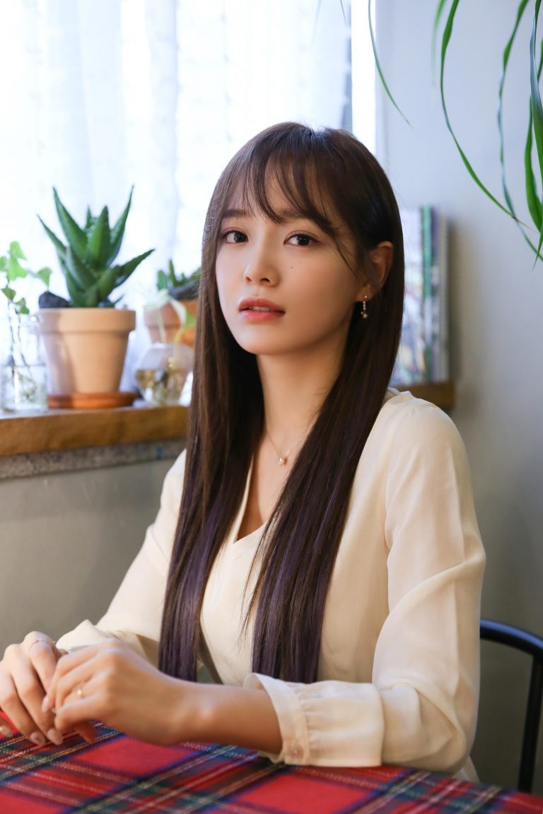 Kim Sejeong (IOI) Age, Height, Boyfriend, Family, Net Worth - Kpop Wiki